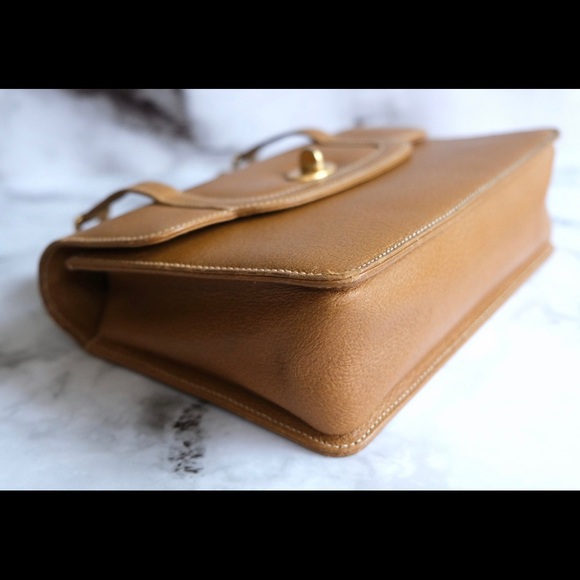 SOLD ✨ Gucci Tan Bamboo Handle Crossbody Vintage Bag 100% AUTHENTIC! - Picture 4 of 15